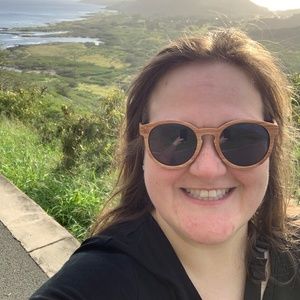 Meet your Posher, Julie